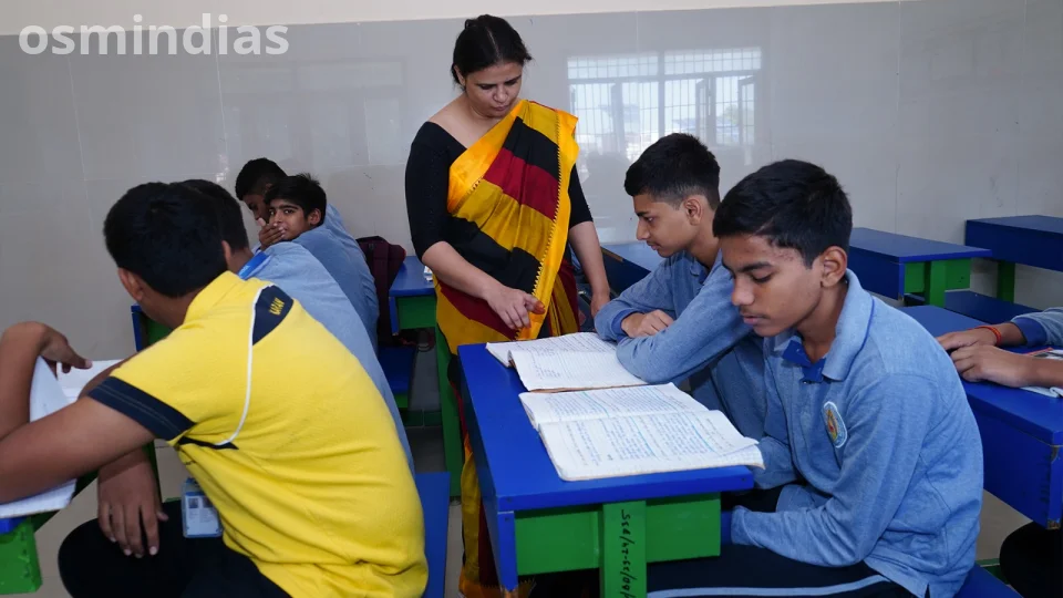 Lucknow Public School